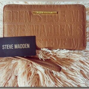Steve Madden Tan Wallet/Wristlet